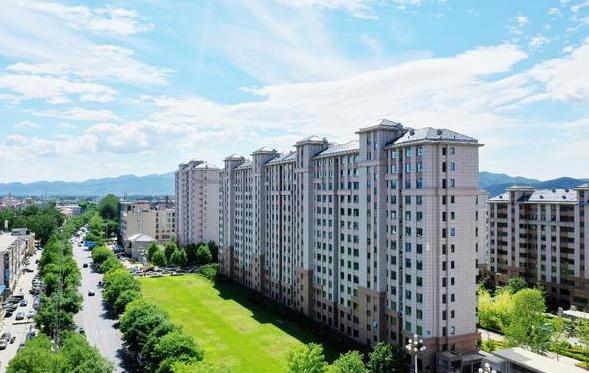 国家统计局称中长期来看：我国房地产市场正从过去的高速发展转向平稳发展
讲道理， 
