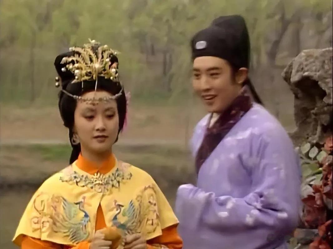 红楼梦里的“十一月三十日冬至”，是“曹雪芹”著书说永远无法翻越的大山。对于不承认
