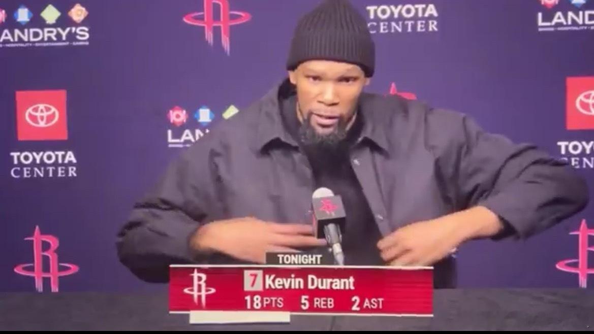 杜兰特赛后主动为输球揽责：“这场失利的责任全在我，我是球队的进攻核心，湖人倾尽了