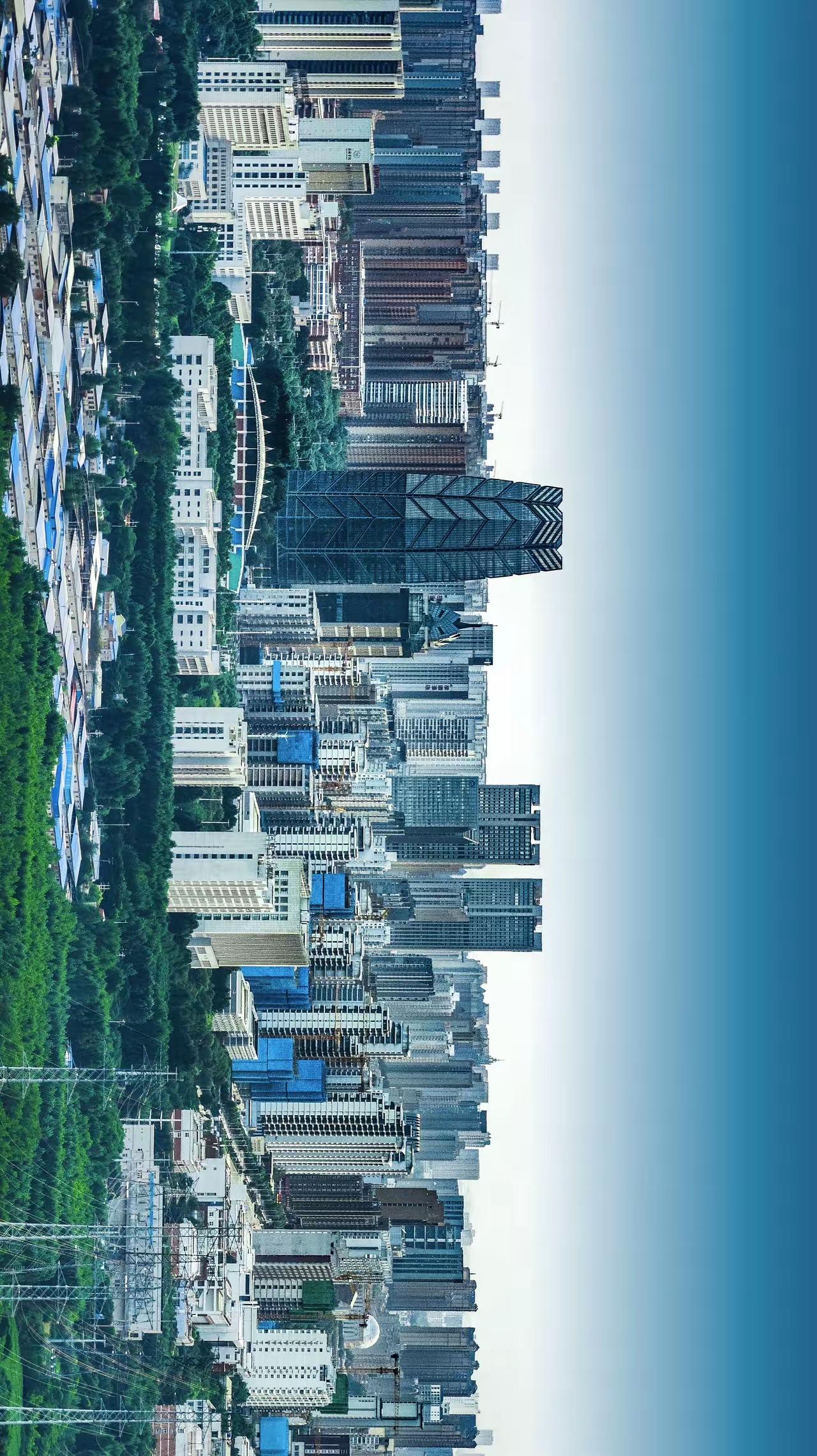 能看出来这是哪个城市的雨后？