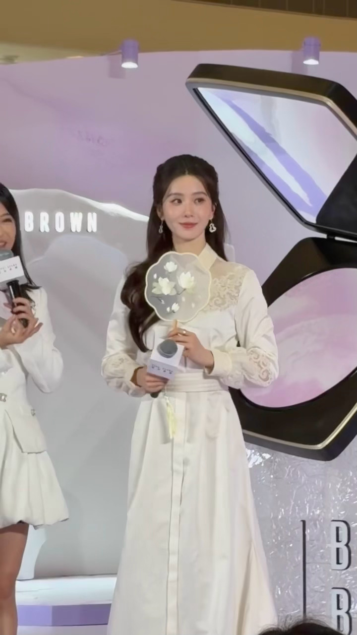 女娲就这样偏心…岁月在刘诗诗身上根本就没留下痕迹嘛