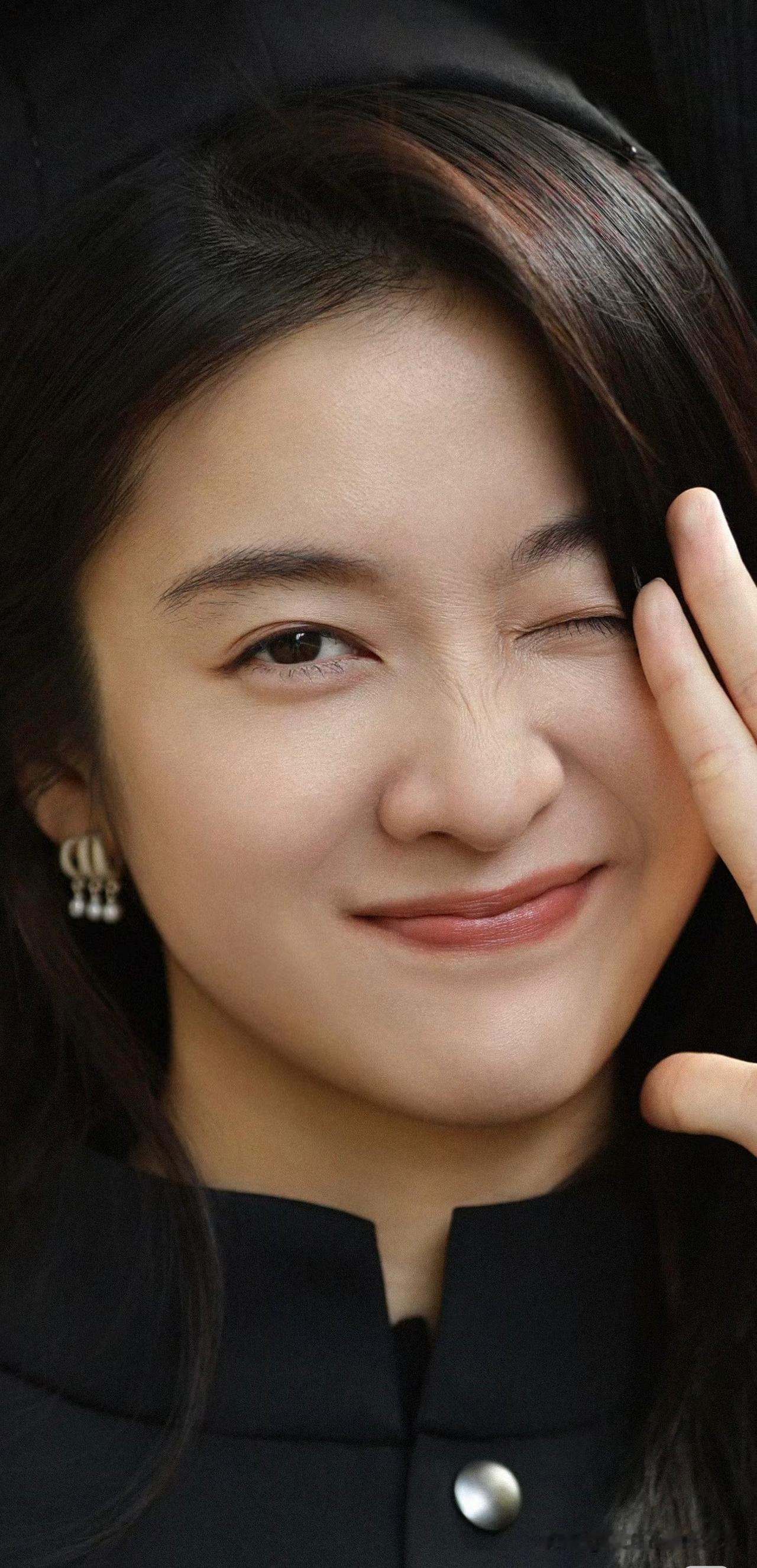 张雪迎，优雅又高级的氛围感拉满，太美了