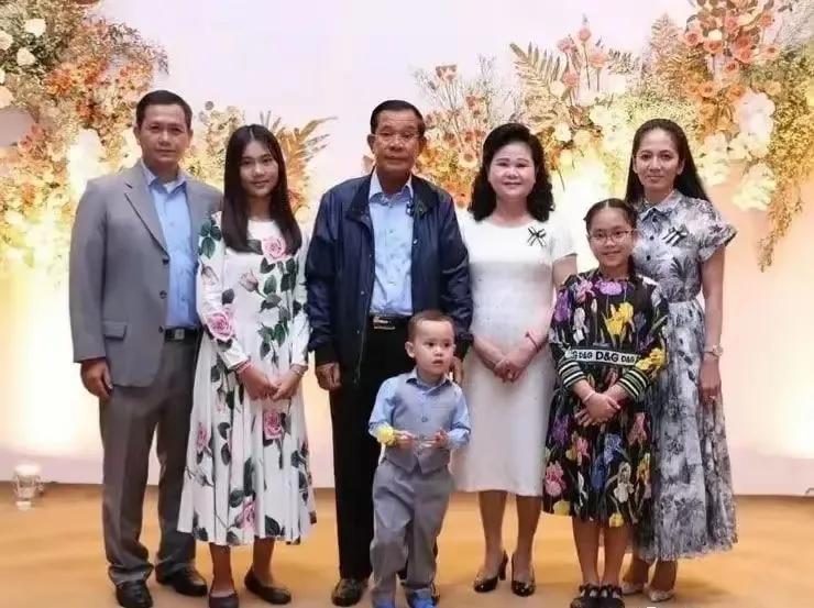 柬埔寨没有尴尬只有更尴尬，韩国驻柬埔寨大使馆发布公告称，泰国没有从韩国购买过的A