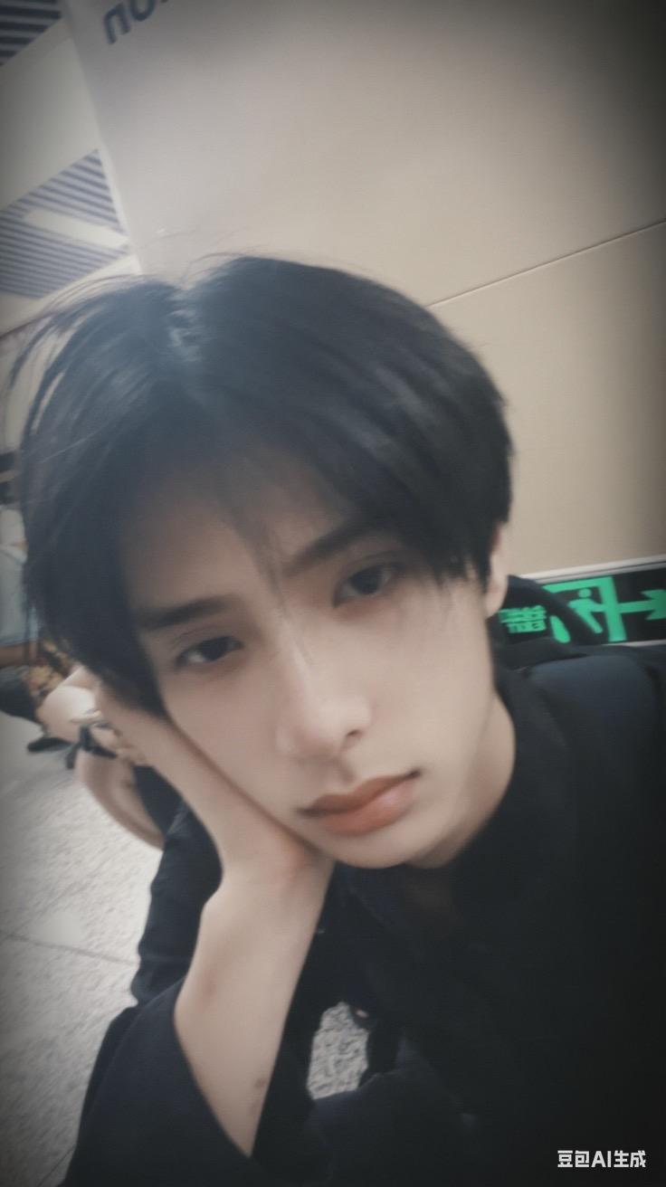 江郎才尽了 拍不出来好的作品和视频了