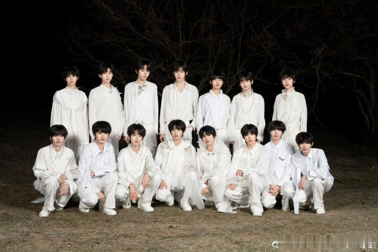 TF家族四代新音大合照 