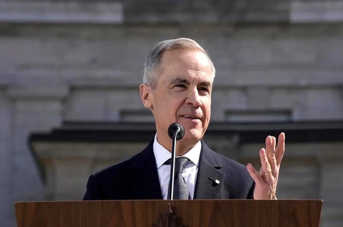 ​加拿大总理卡尼决定和美国对着干。这时候，他考虑计划将派出一定的士兵前往格陵兰岛