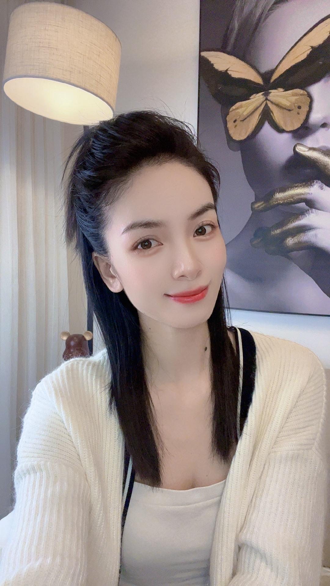 再听一遍不谓侠，敬我们的初相识。我回来啦～