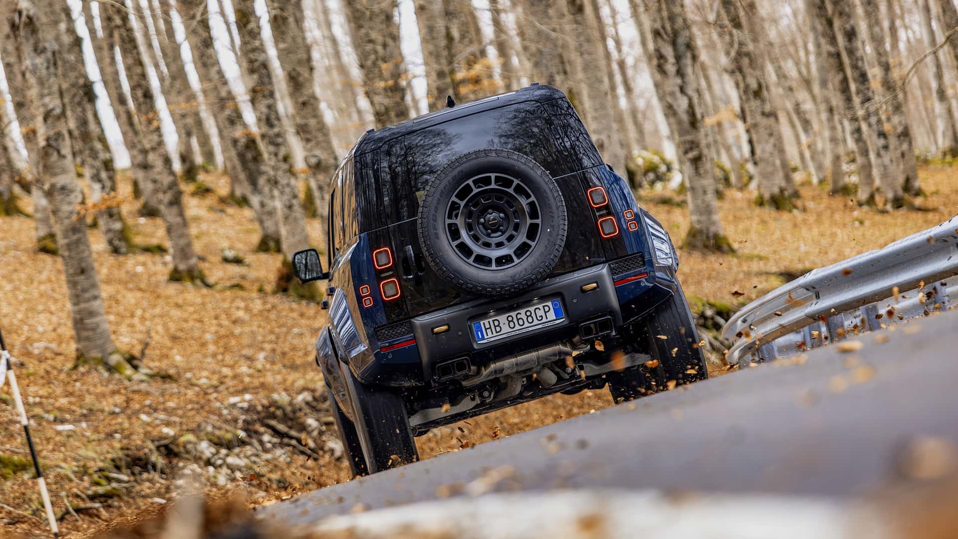 Land Rover Defender Octa (2026) 