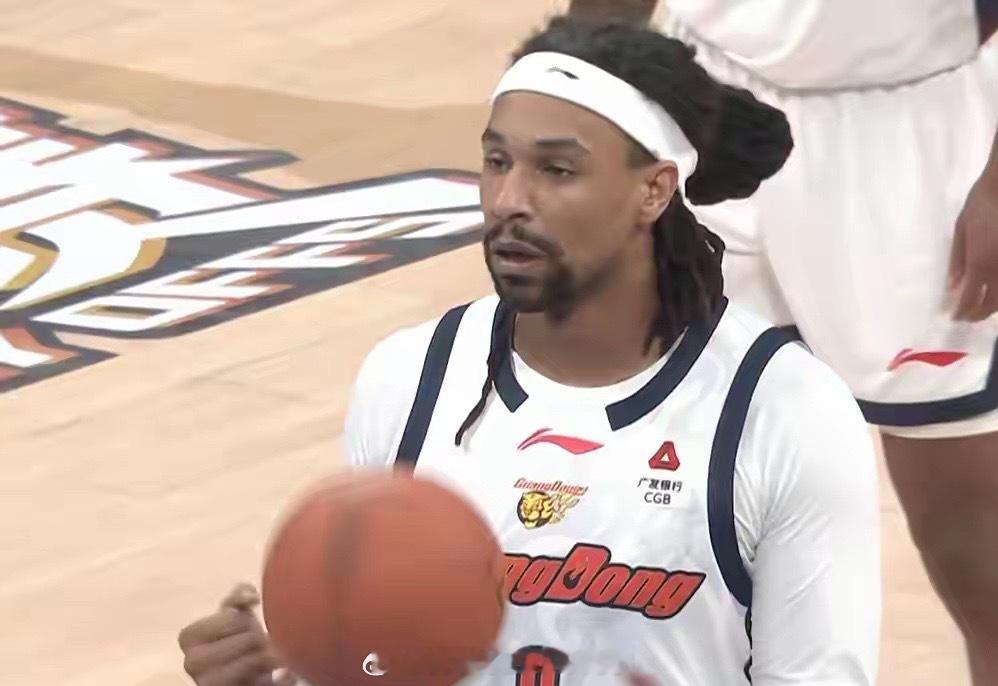 北京队2-1淘汰广东队 5个没想到：18-0、全明星MVP0分、罚球41-21北