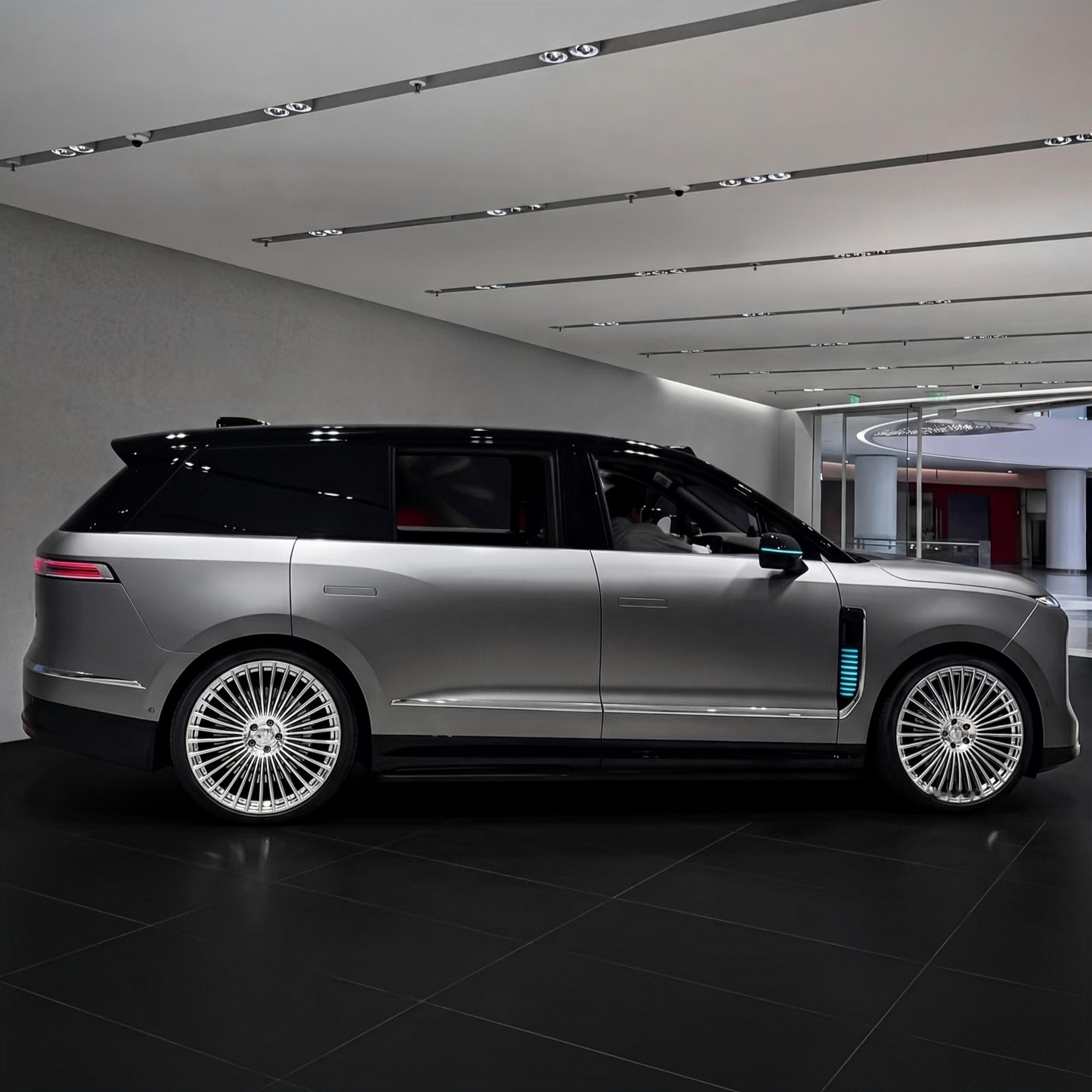 全主动悬架的几个段位：1.小学生段位，加速无抬头，减速无点头，拐弯无侧倾（负侧倾