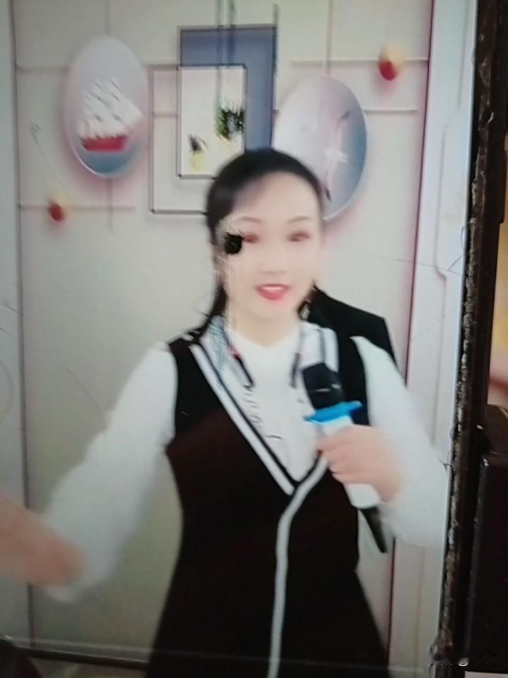 狄雪丽，作为王红丽的弟子，在豫剧领域深受熏陶。在《梨园春》擂台赛上夺得铜奖。她的
