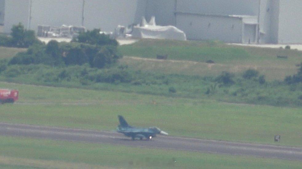 岐阜基地角落出现的神秘粽子机航空创作计划武器装备