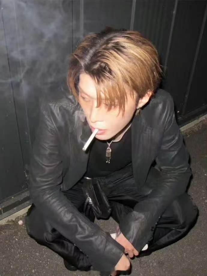 范丞丞发抽烟照范丞丞发了抽烟照范丞丞发抽烟照 ​​​