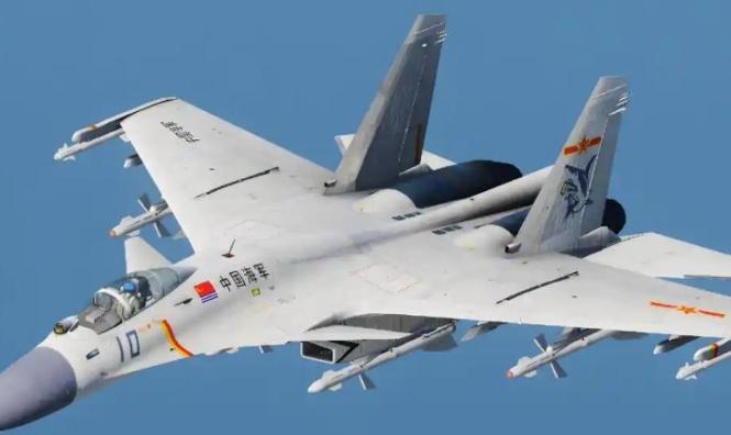 当你在惊叹歼-15与“超级大黄蜂”空中拼刺刀的刺激画面时，真正决定这场巅峰对决胜
