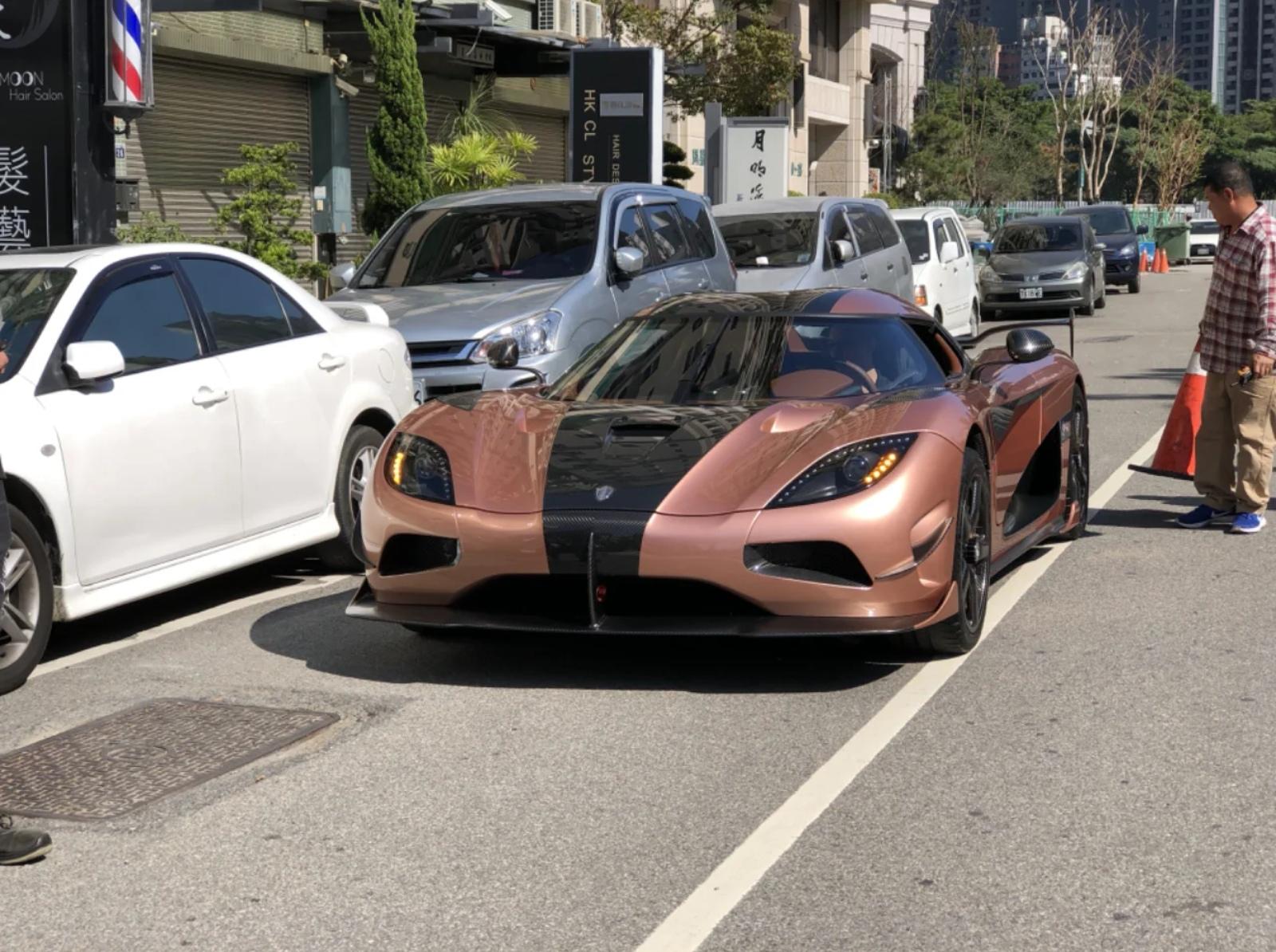 🇨🇳湾湾1/2的Agera RS.特殊车漆台北金（Taipei G...
