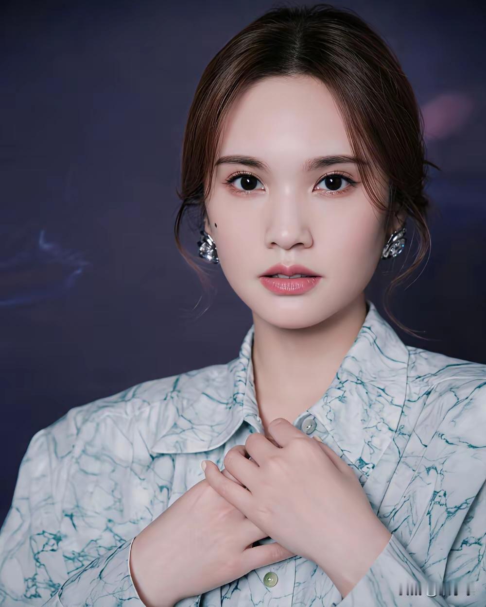 杨丞琳聊起在北京的生活，一句话戳中了很多人的感受：“做什么都能在家里，足不出户就