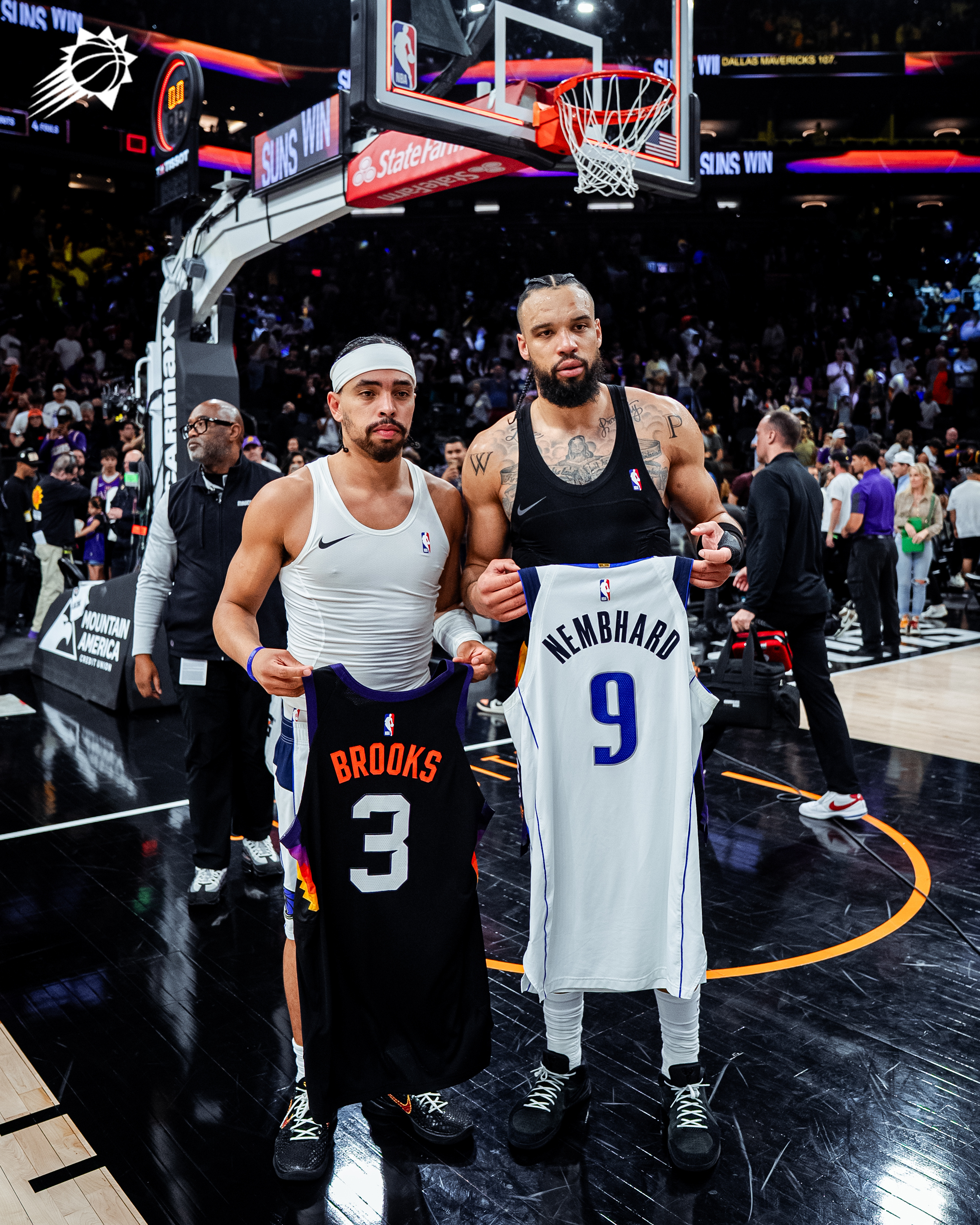 🇨🇦 国家队队友赛后致敬 🫡菲尼克斯太阳 ｜旭日东升 ｜独行侠vs太阳