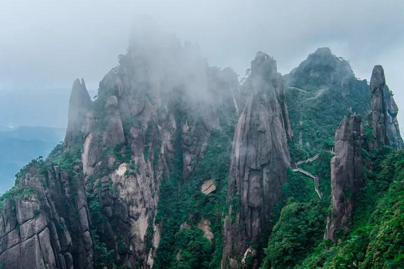 西安自驾江西游之九 ，三清山-庐山，全程330公里，历经5小时，住宿九江维也纳酒