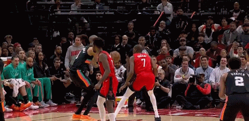 太难了
谁能盖到文班的投篮？
文班的投篮出手点真高啊……
图一这球太明显了，杜兰