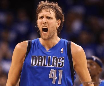 👏“德国战车”诺维斯基入选 2026 年 FIBA 名人堂！

❓假设当年库板