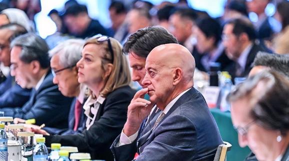 中国彻底不带日本玩了！力度极大！决心极大！范围极大！3月22日至23日，中国发展