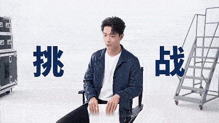 肖战下颚线也有代言了 品牌眼光太绝！肖战下颚线堪称“轮廓天花板”，清晰紧实的线条