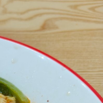 阳光信用 🌞阳光信用 每日一善即使一切看起来都暗淡无光，也要留意那些微弱的光芒