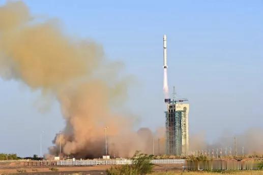 中国航天史上的今天【2024年9月27日 我国发射首颗可重复使用返回式技术试验卫