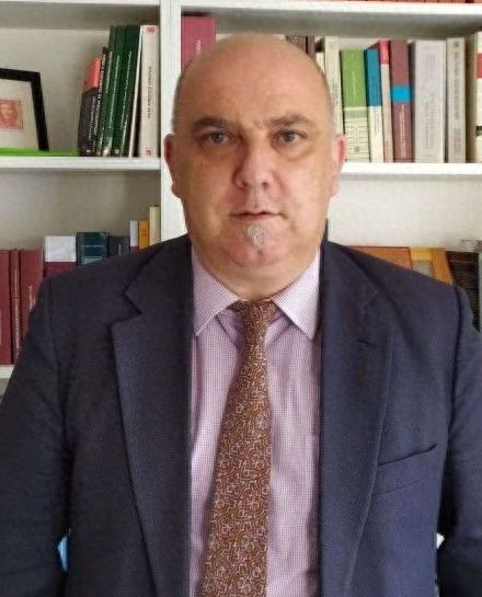 西班牙专家太清醒了！日本在东海、台海疯狂试探，很多人骂它不自量力，但西班牙专家一