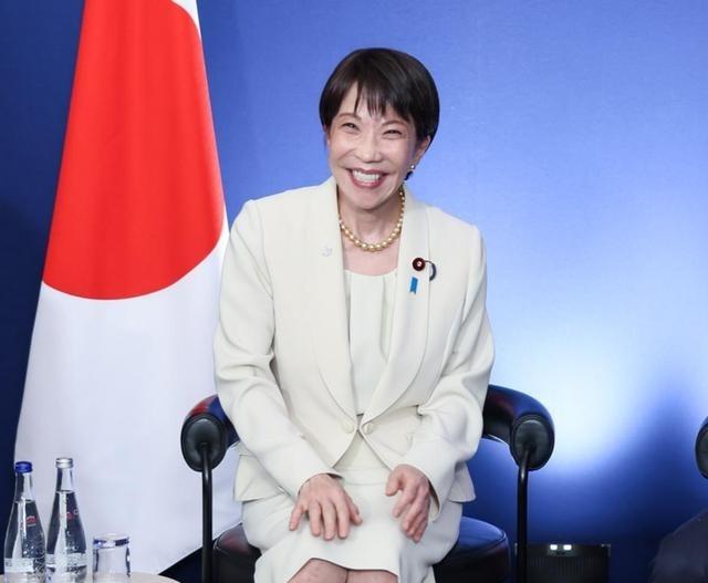 导弹、核武、稀土都奈何不了日本，唯独中国一查间谍，日本就急了，把日本逼上了跳板！