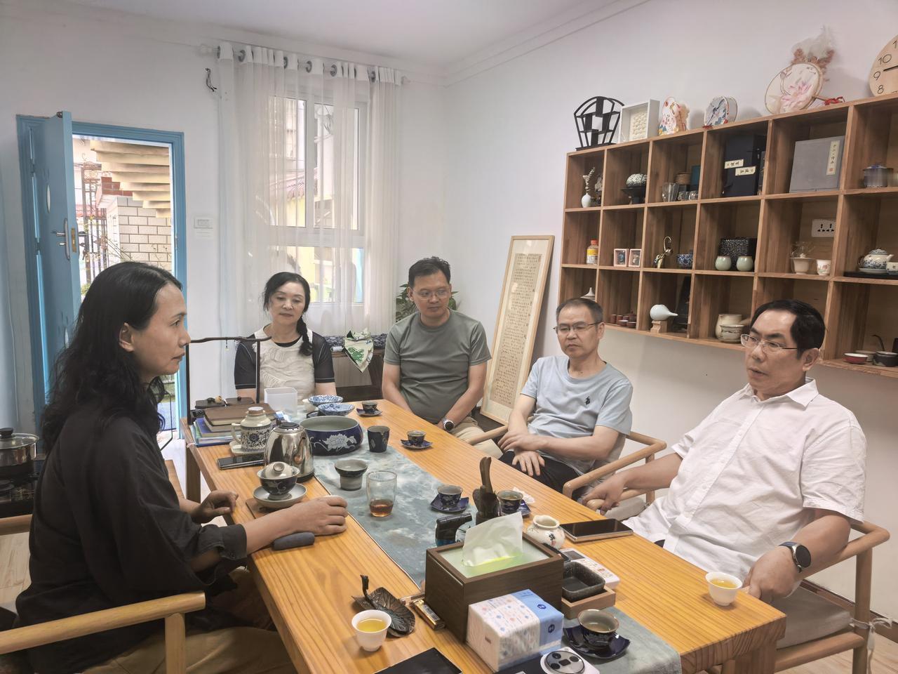 武当健康膳食市集项目正式启动 首届药膳大集国庆亮相武当山

武当中医药王烨、喆昊