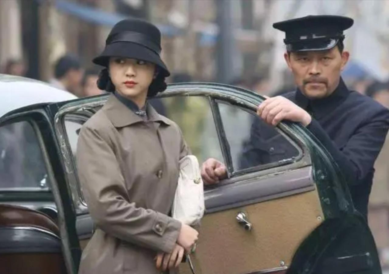 1978年，陕西农民突然发现，同眠共枕30年并生下8个孩子的媳妇，竟是潜伏在大陆