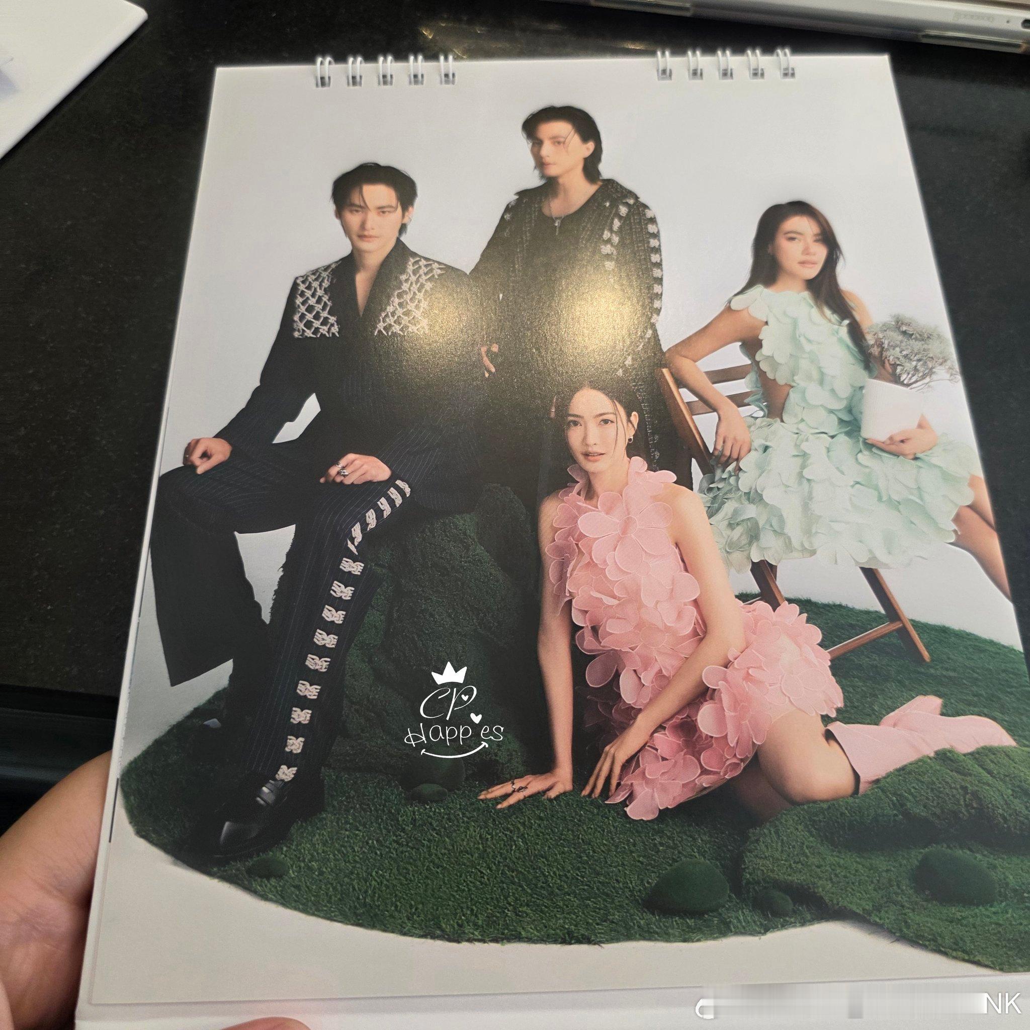 成片意外的不错诶！就是这个封面排版看得👀难受！🐶3️⃣什么时候能update