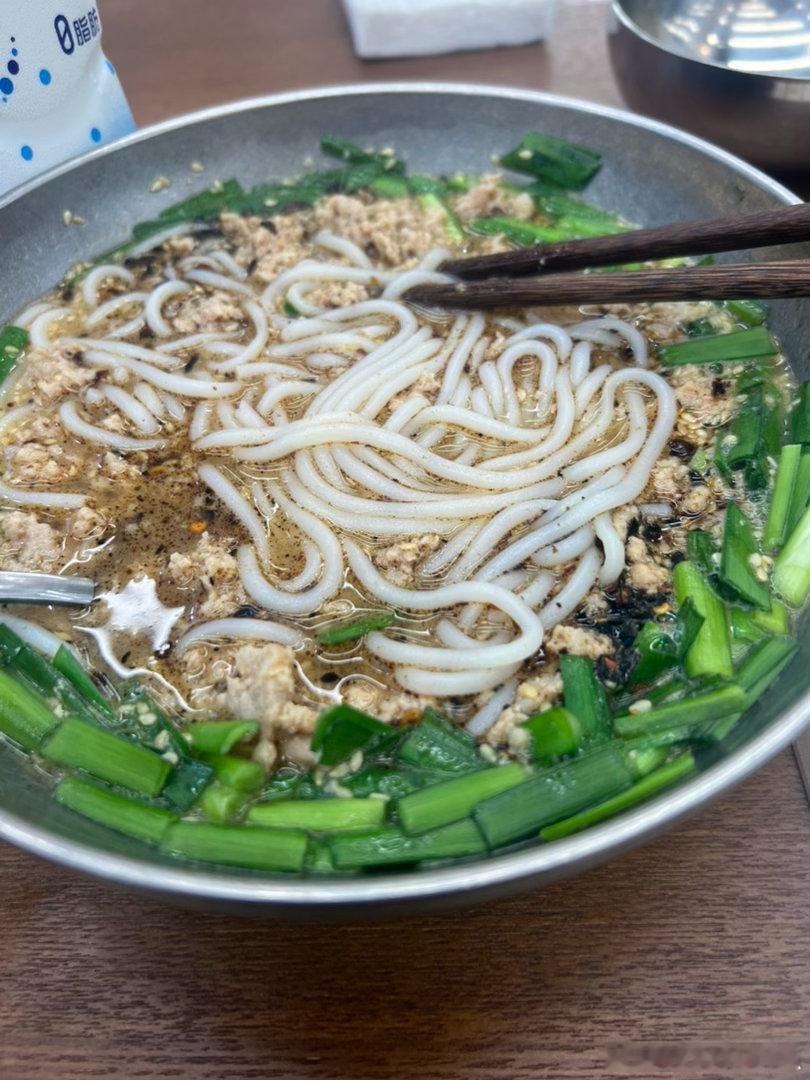小崽XZX 吃 