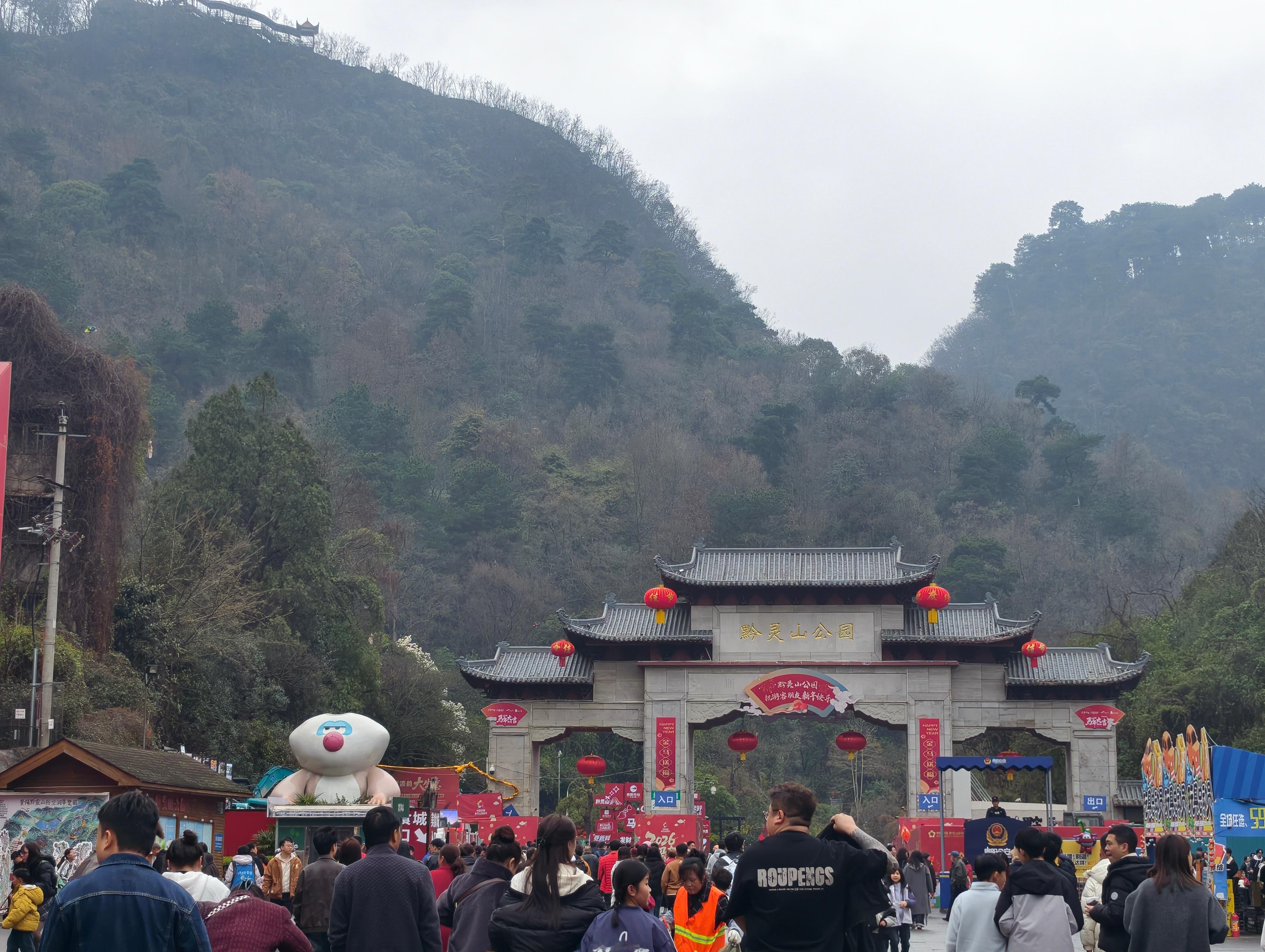 来看马喽，感觉人比马喽多