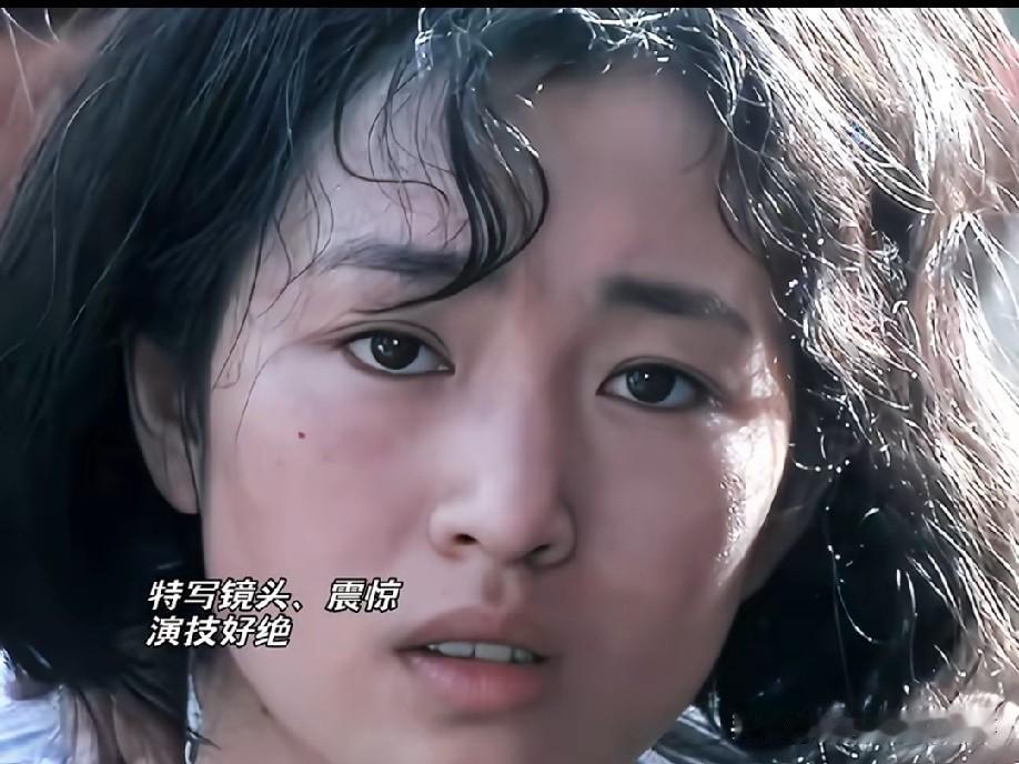 重刷《霸王别姬》依旧满心唏嘘，影片里每个角色都鲜活立体，各有动人瞬间，而菊仙无疑