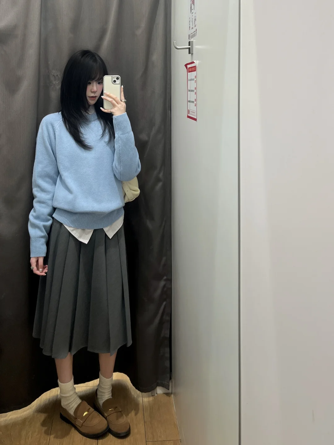 优衣库早春baby蓝叠穿这一块🥹好拉夫劳伦啊