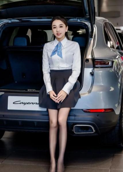 山东青岛，保时捷4S店一位美女销冠，曾凭实力年销170辆车，却遭造黄谣！青岛销冠