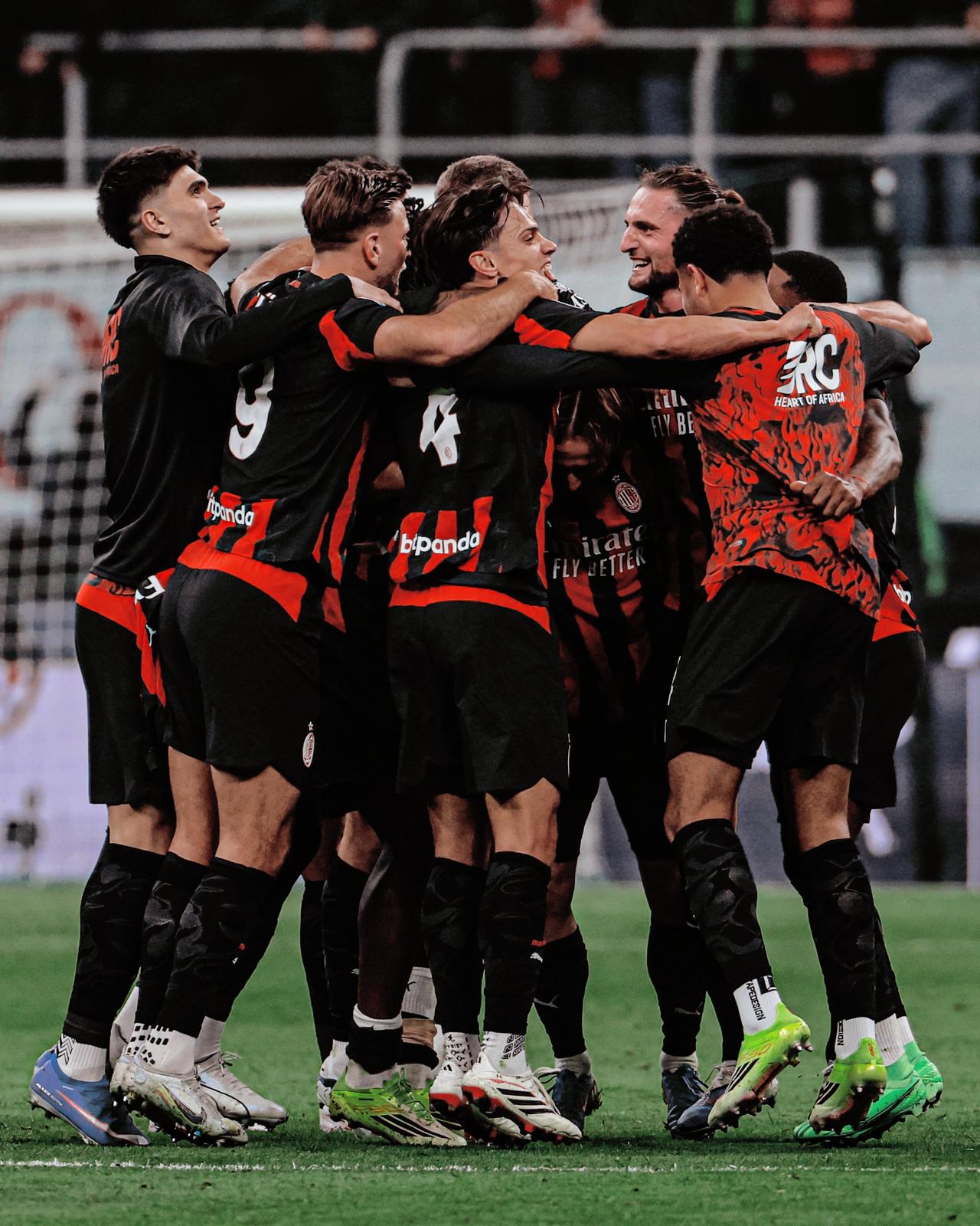 米兰城，始终是红黑色的！🔴⚫️