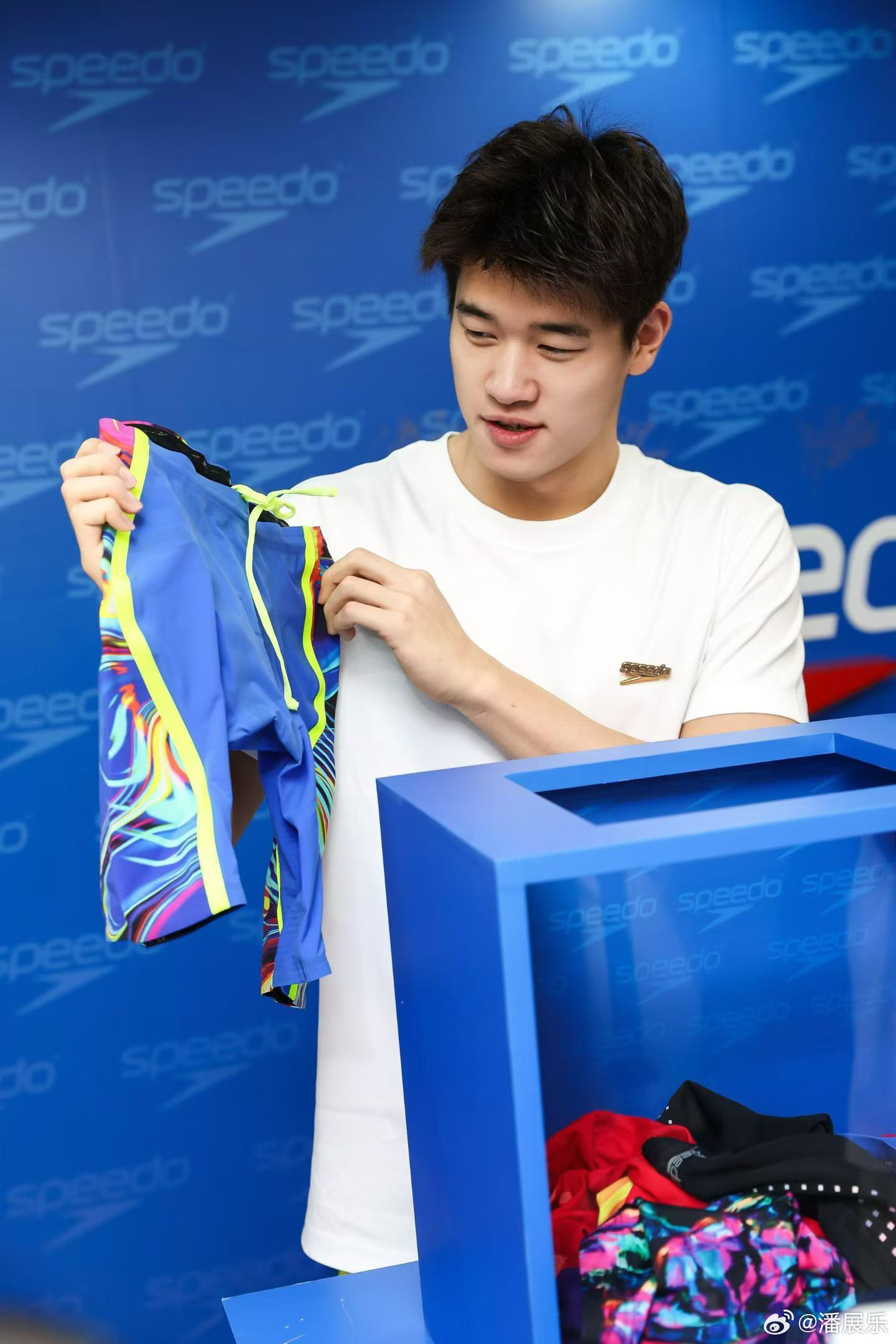 #潘展乐多图回顾中国公开赛# 2026年中国游泳公开赛落幕，晒出多图回顾比赛并配