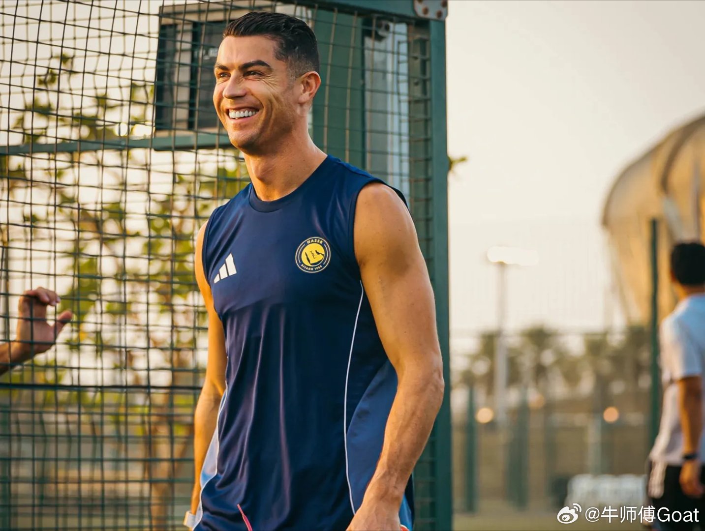 C罗 据中东报🔴C罗将在国际比赛日后回归知情人士透露，C 罗将在国际比赛日结束