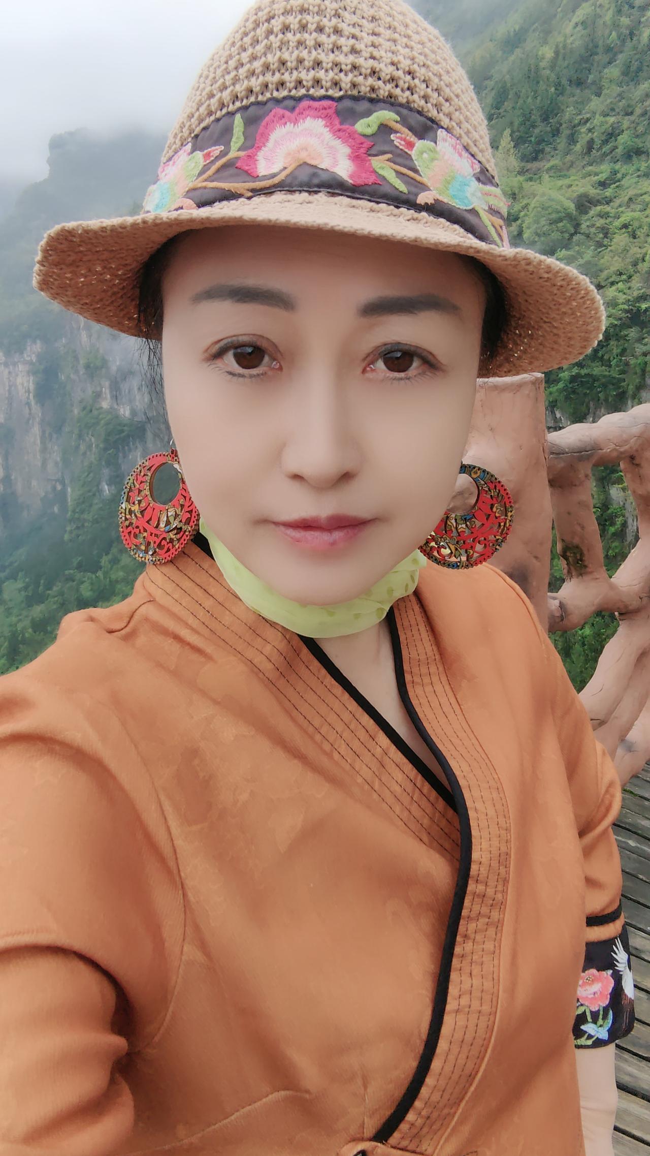 是年龄重要还是心态重要年龄根本不重要，心态好什么都好，烟火人间，本就各有各的遗憾