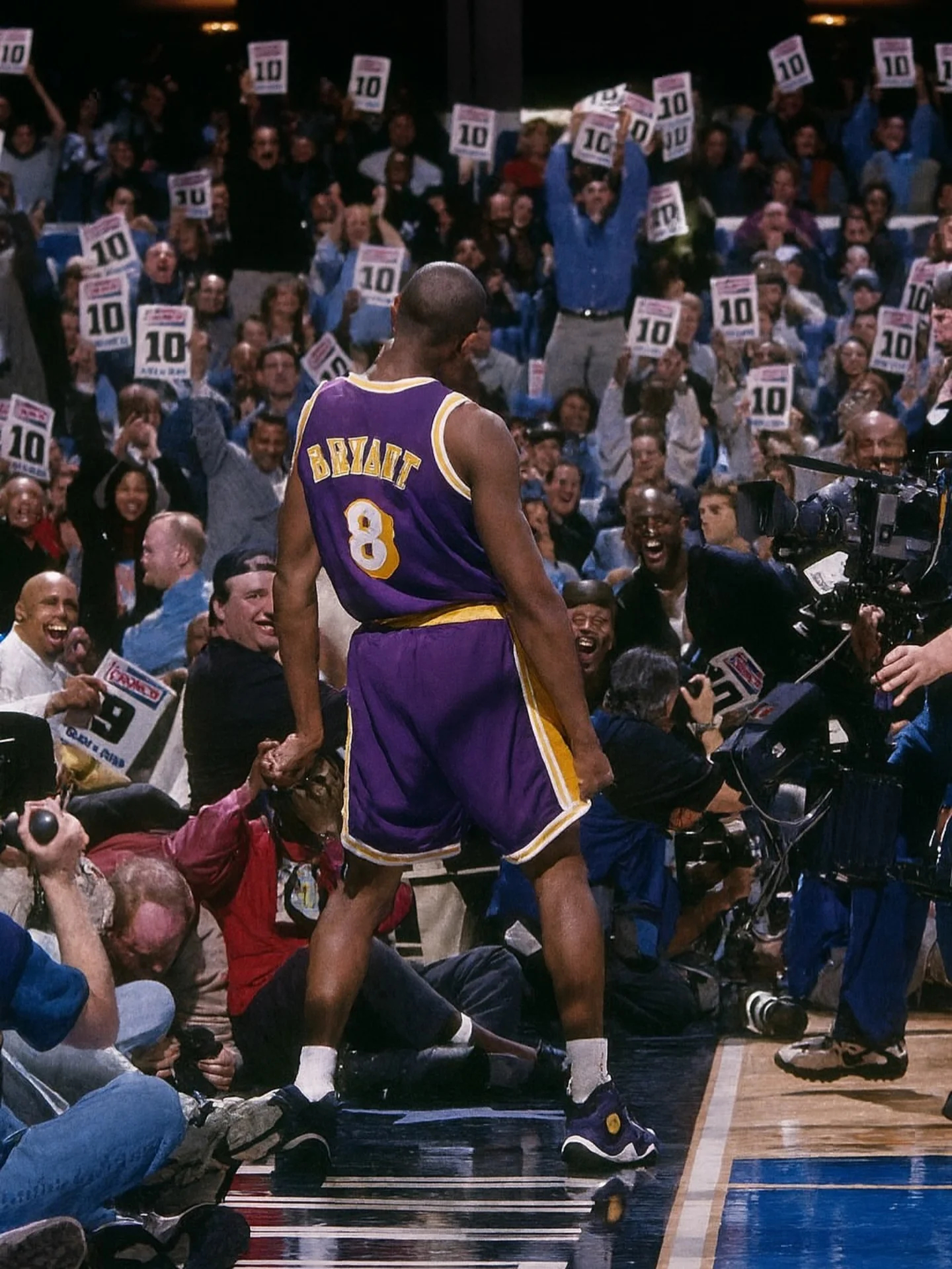 人生就像一场马拉松，只有坚持到最后，才能看到最美的风景。早安！早安心语