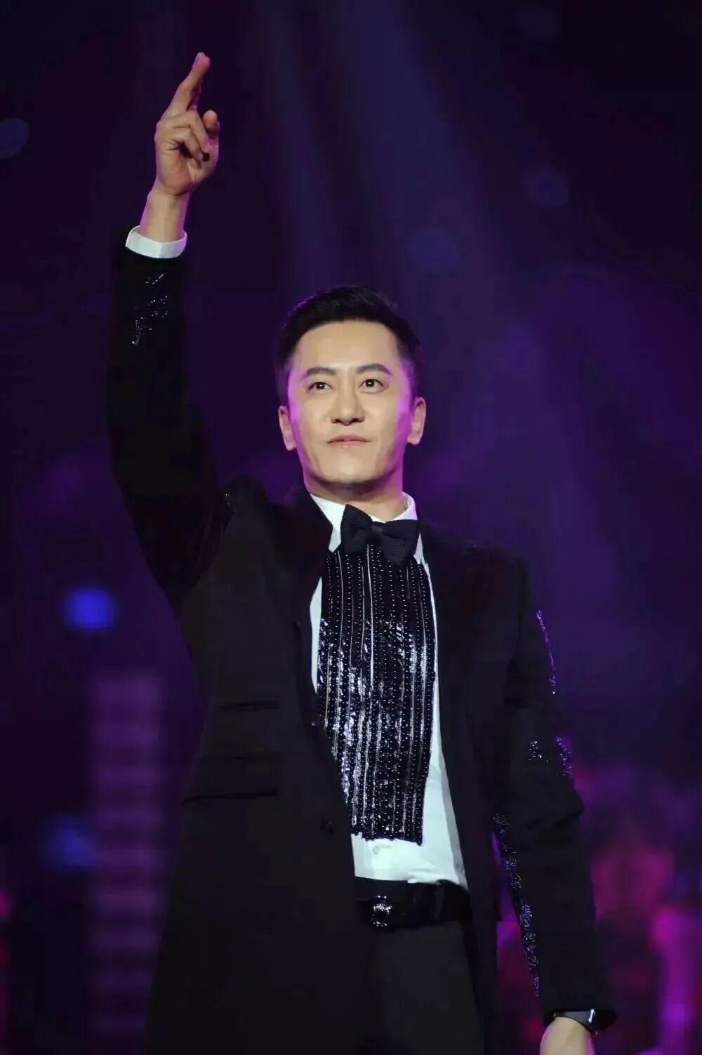 8次登上春晚，一步踏错身陷风波，今57岁落寞无人问津，毛宁半生起落太唏嘘
 
在