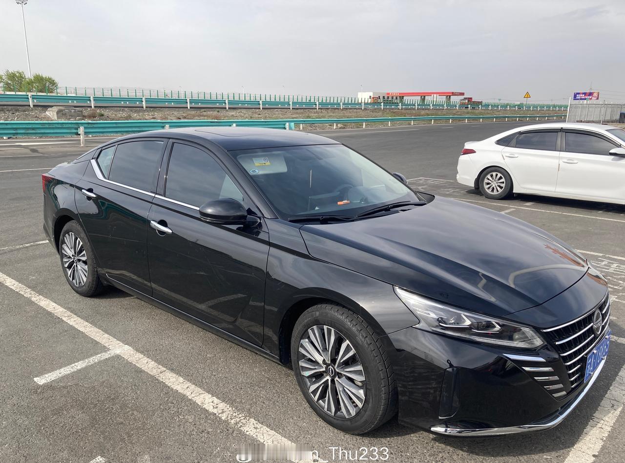 乌鲁木齐的雨是带沙子的[允悲] ​​​