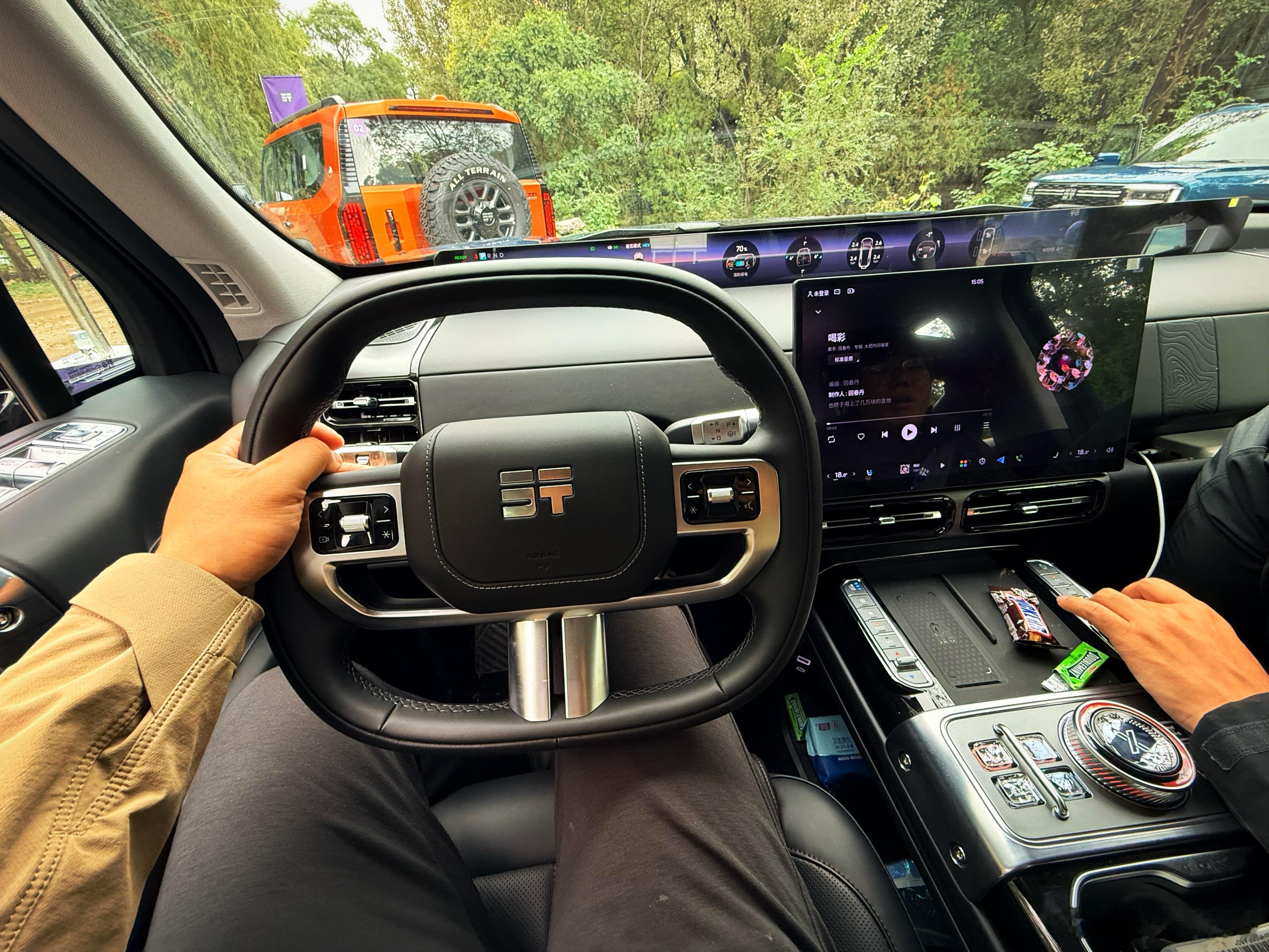 试试纵横G700，每次看到这个车标，我都觉得“行”[喵喵]  ​​​