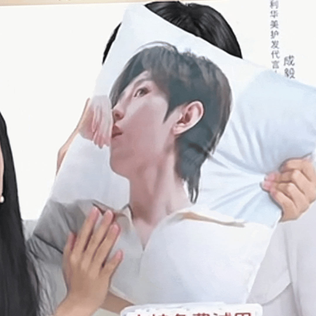 多芬煮啵好会啊，这么摸是什么感觉[舔屏]买买买，购购购[太开心] ​​​