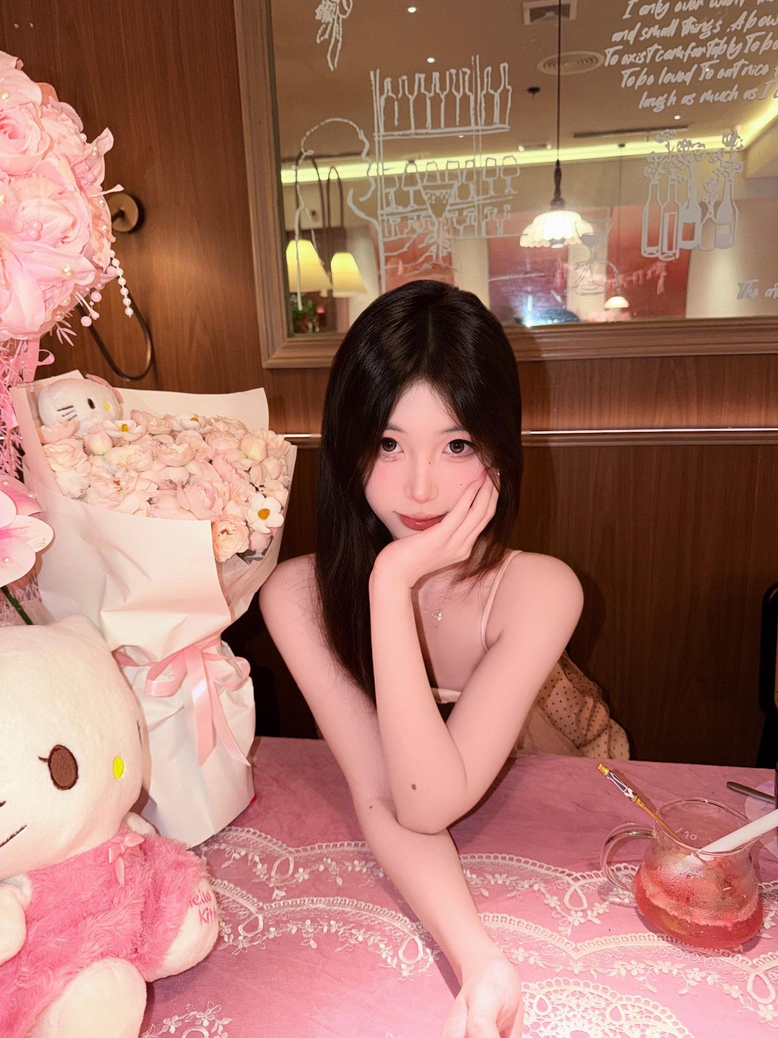 握紧你的手 不怕夜更迭