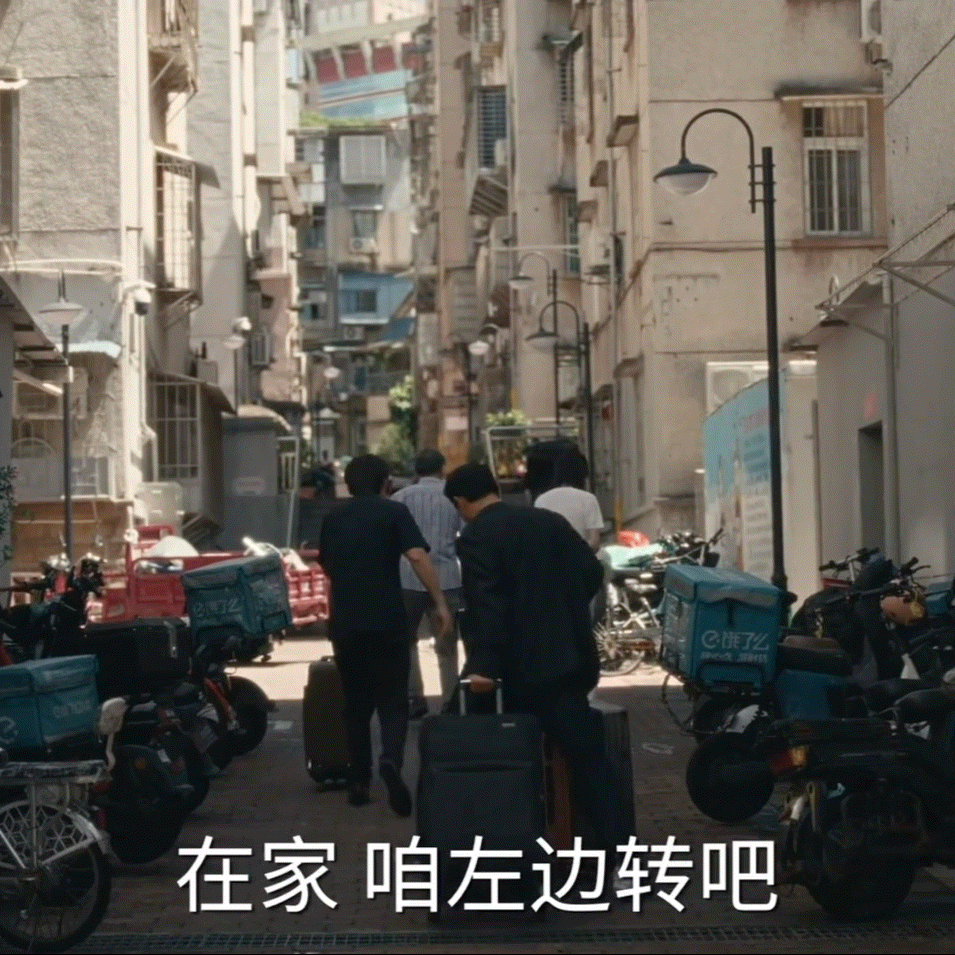 罗晋 巷子里不许骑马 一镜到底太震撼！罗晋骑马时的动作、神态一气呵成，少年意气扑