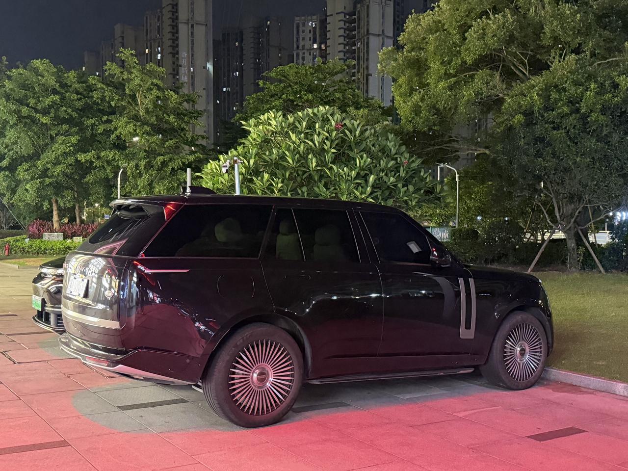 不敢想象开上揽胜的时候我会有多狂